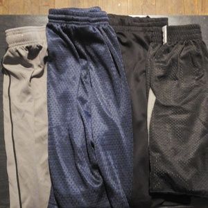 Set of 4 basketball shorts